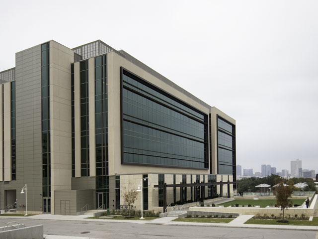 Interdisciplinary Research and Education Building